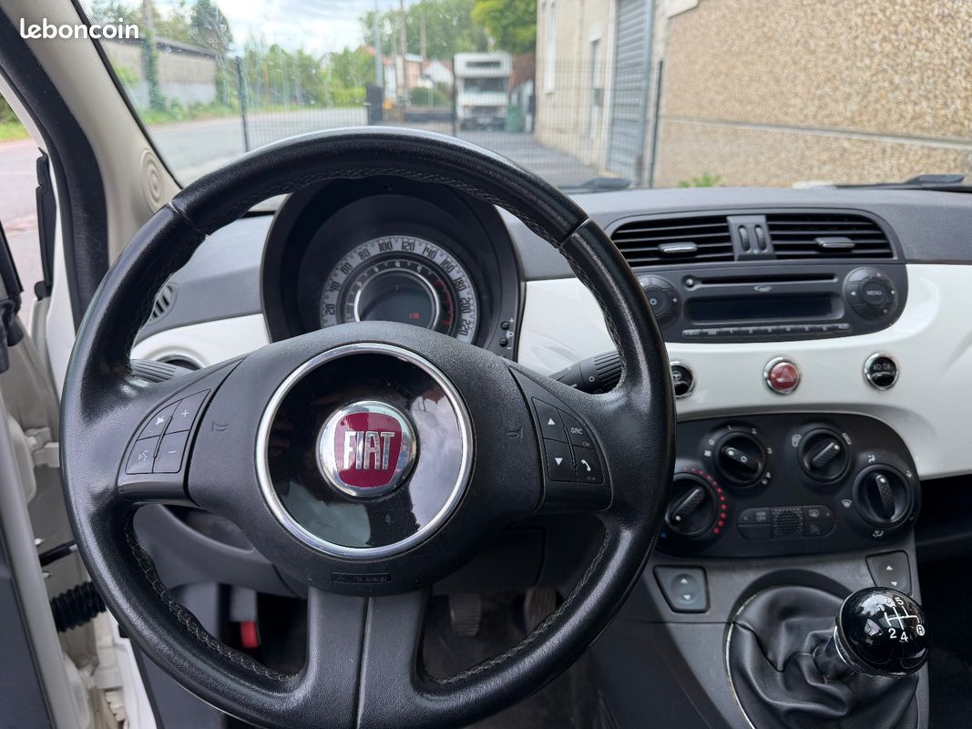FIAT 500 1.2 8V 69 ch Lounge (image 7)