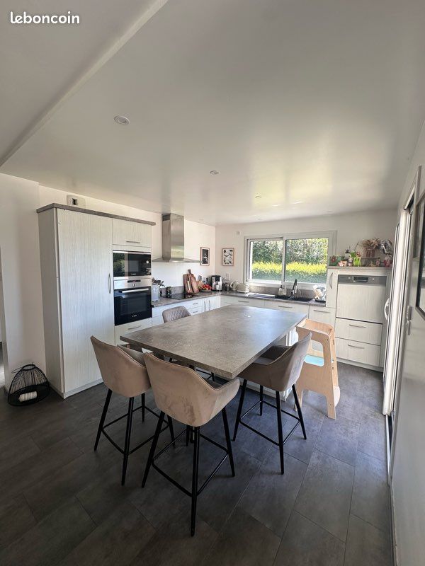 Maison 5 pièces 163 m² · à Connerré · 163 m² · 285 000 €
