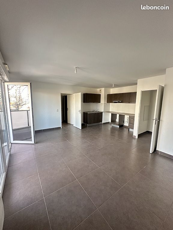 Appartement 3 pièces 64 m² · à Marseille · 64 m² · 250 000 €