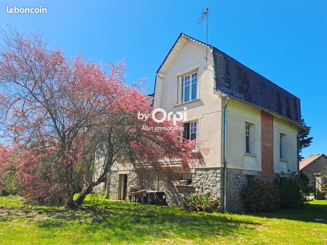 Maison 7 pièces 170 m² · à Gouzon · 170 m² · 121 000 €