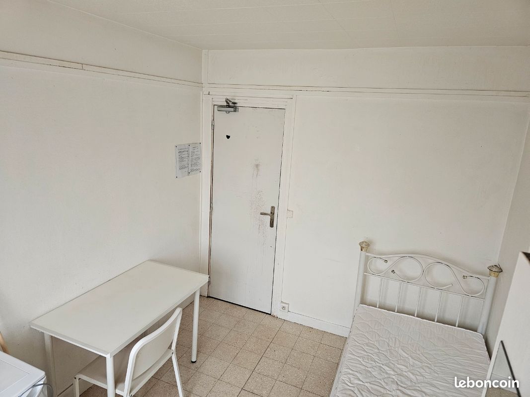 Appartement a louer clamart - 1 pièce(s) - 9 m2 - Surfyn