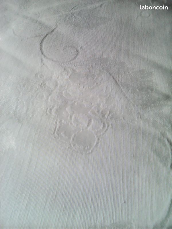 Jolie nappe satinée ronde (image 5)