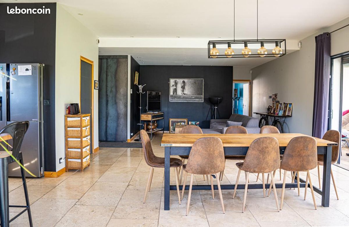 Maison 5 pièces 168 m² · à Ventabren · 168 m² · 756 000 €