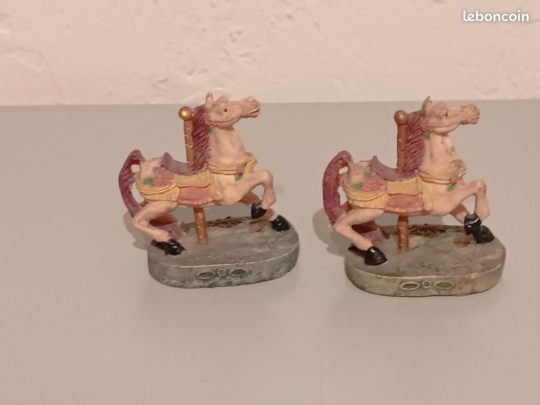 Chevaux manège déco (image 16)