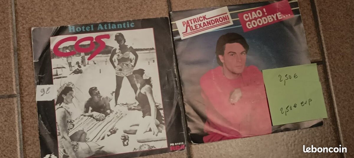 24 vinyls 45 tours (image 1)