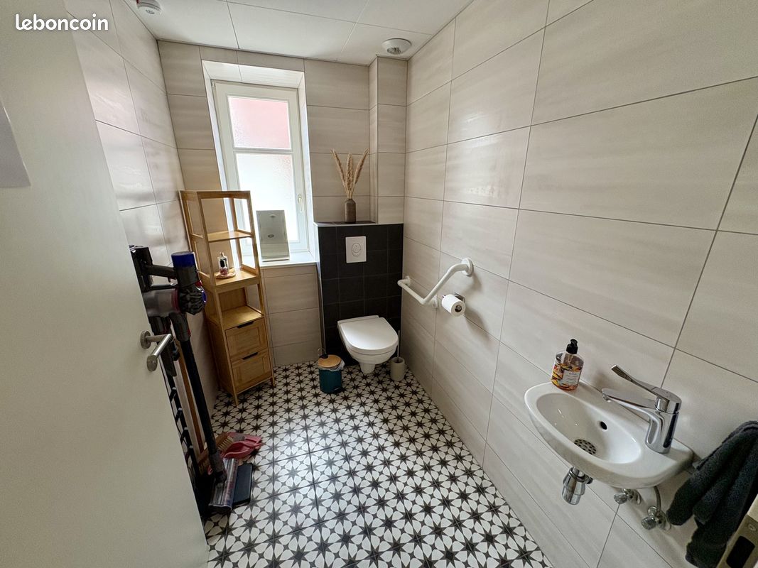 Local 198 m² Benfeld (image 15)