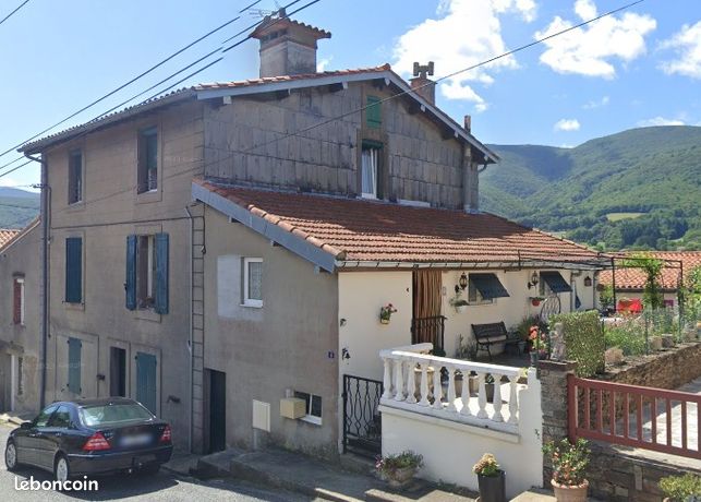 Maison + appartement T4 au calme proche des commerces