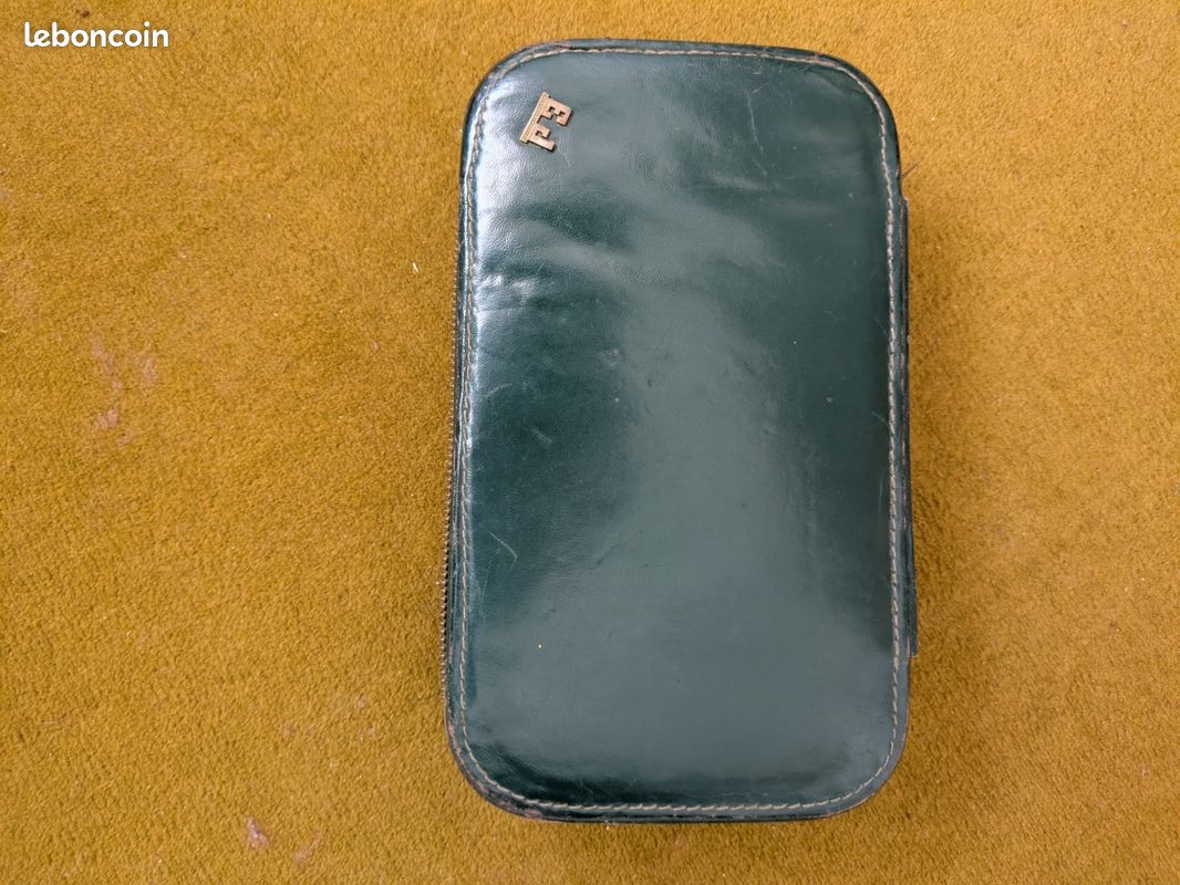 Etui de toilette ancien (image 2)