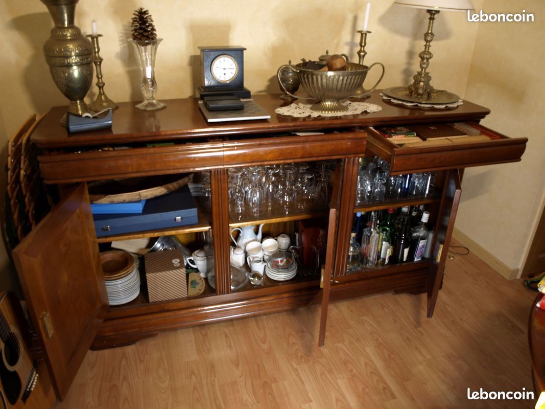 Buffet en bois massif (image 1)