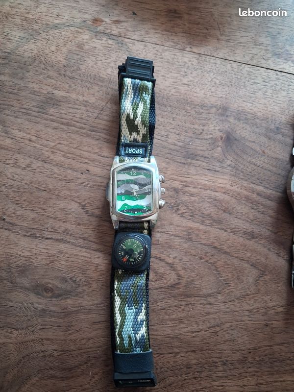 Montre boussole (image 1)