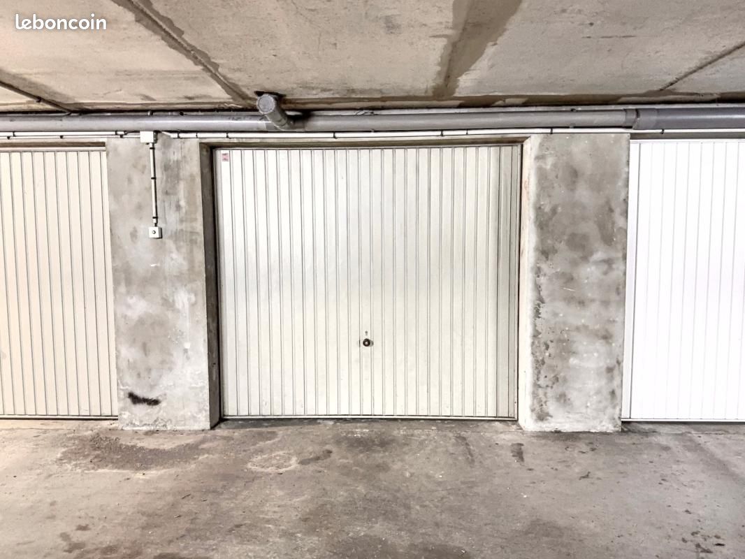 Parking 15 m² · à Caen · 15 m² · 20 000 €