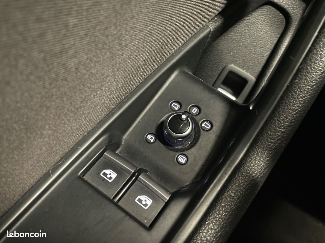 Audi a5 coupe 40 tdi 190cv avus s-tronic - entretien audi (image 26)