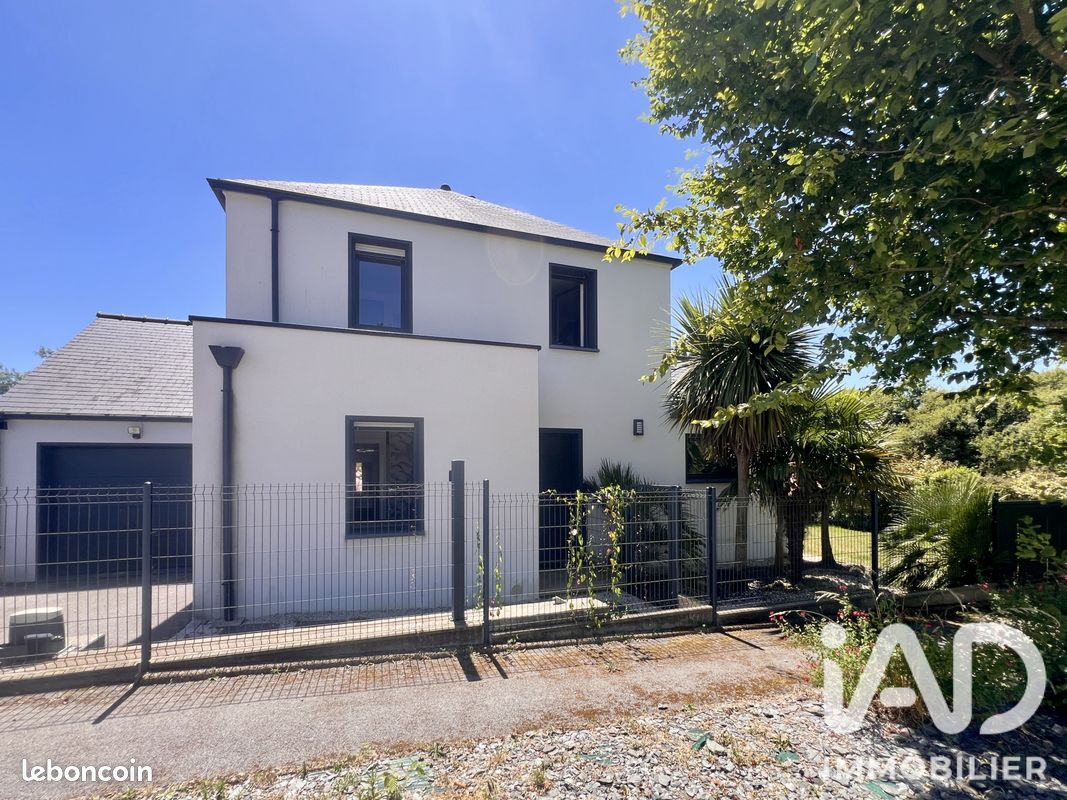 Maison 7 pièces 120 m² · à Saint-Guyomard · 120 m² · 317 000 €