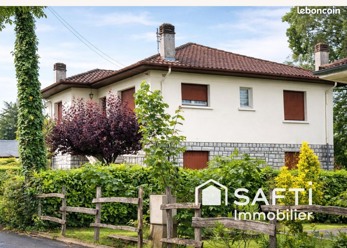 Maison 6 pièces 120 m² · à Oloron-Sainte-Marie · 120 m² · 175 000 €