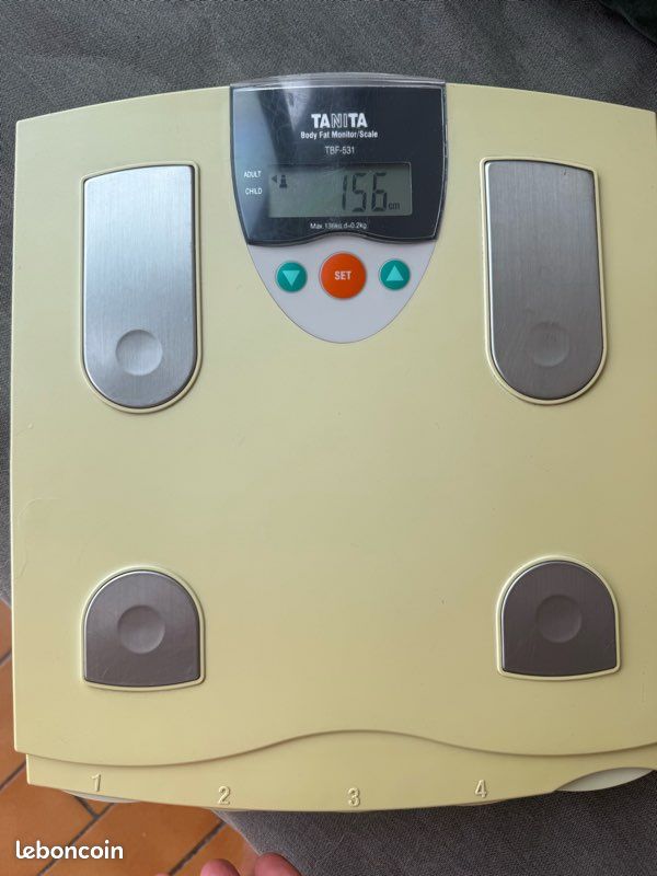 Impédancemètre Médical Tanita SC-240 MA - 2014 - Occasion état Correct - Pèse-personne Professionnel