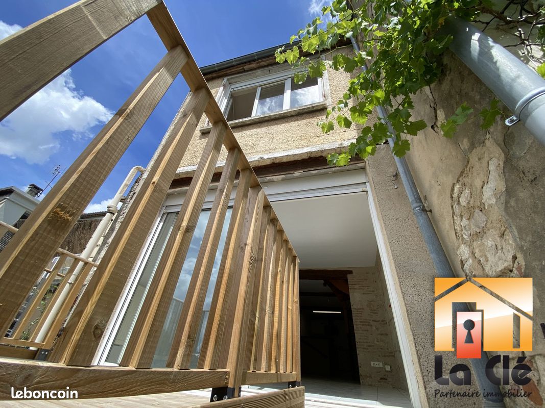 Immeuble 100 m² · à Agen · 100 m² · 157 300 €