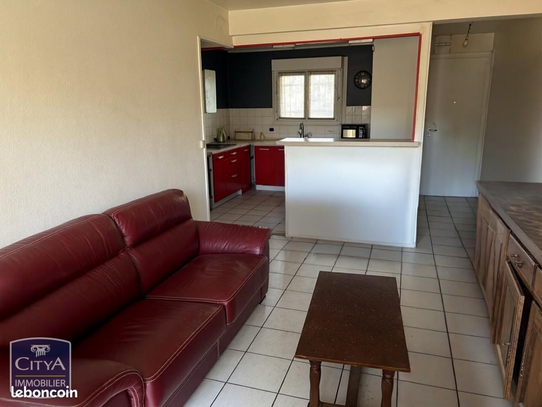 Appartement 3 pièces 58 m² · à Angoulême · 58 m² · 64 000 €