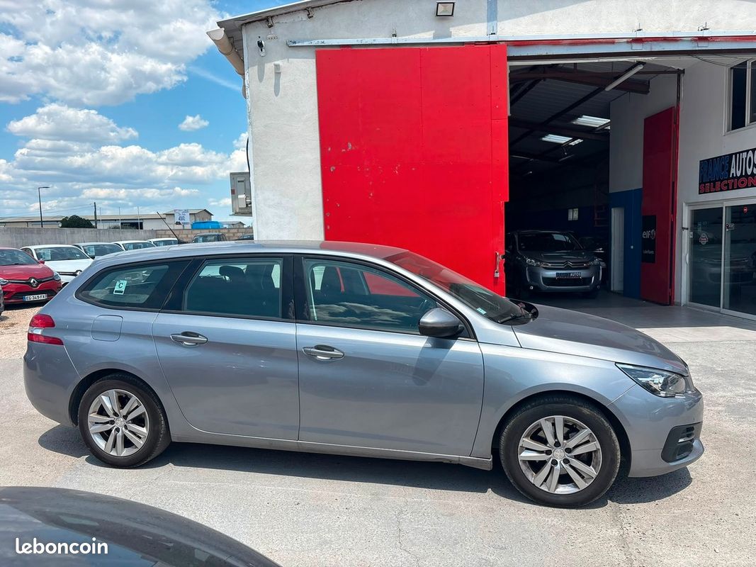 Peugeot 308 SW 1.5L BLUE HDI DIESEL 131 CHV BOITE AUTOMATIQUE | ENTIÈREMENT RÉVISÉE & GARANTIE (image 8)