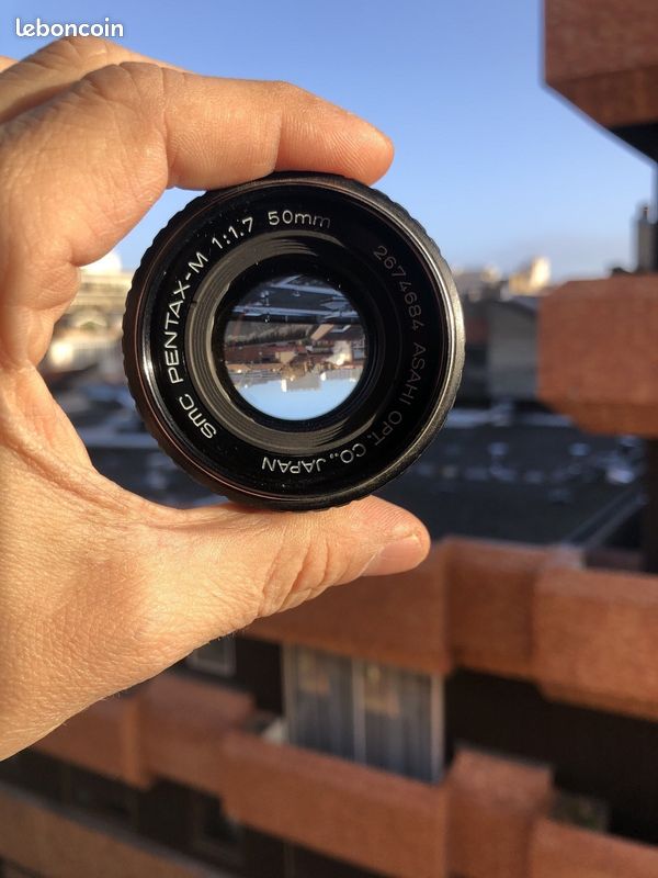 Pentax ME + 50mm F/1.7 Nikon / Canon