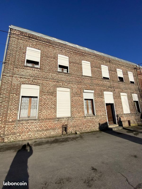 Maison 5 pièces 135 m² · à Neuville-Saint-Rémy · 135 m² · 116 050 €