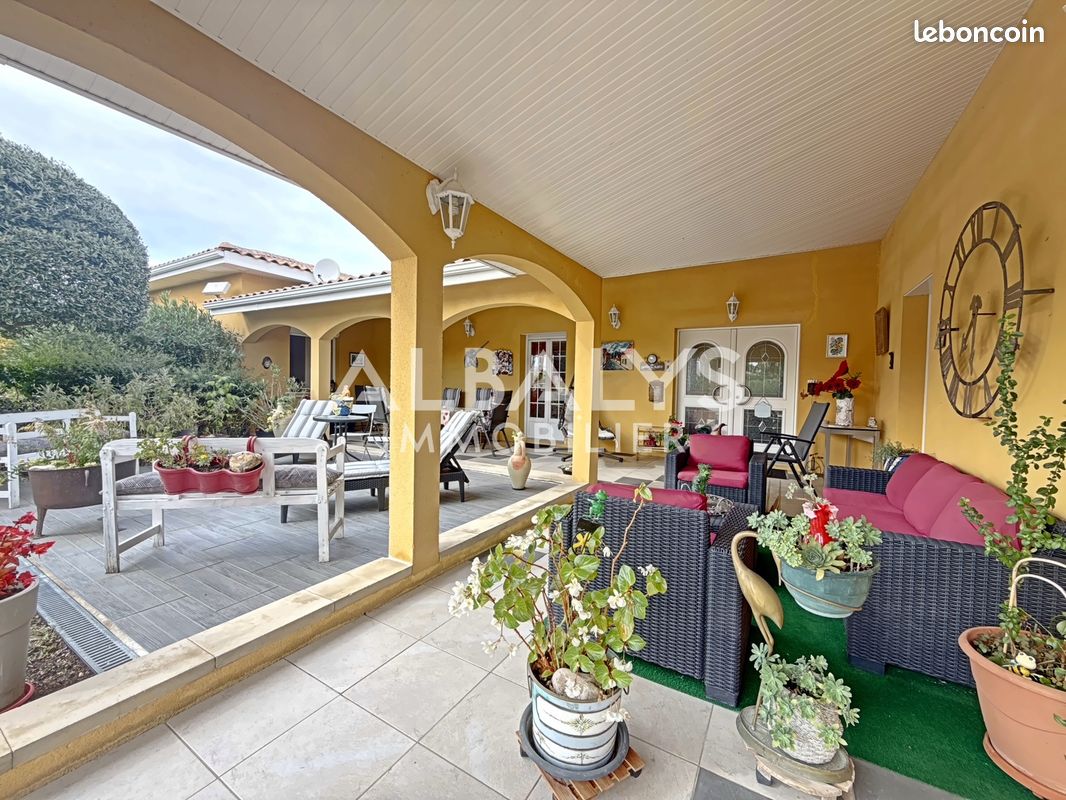 Maison 5 pièces 174 m² · à Ruch · 174 m² · 294 000 €