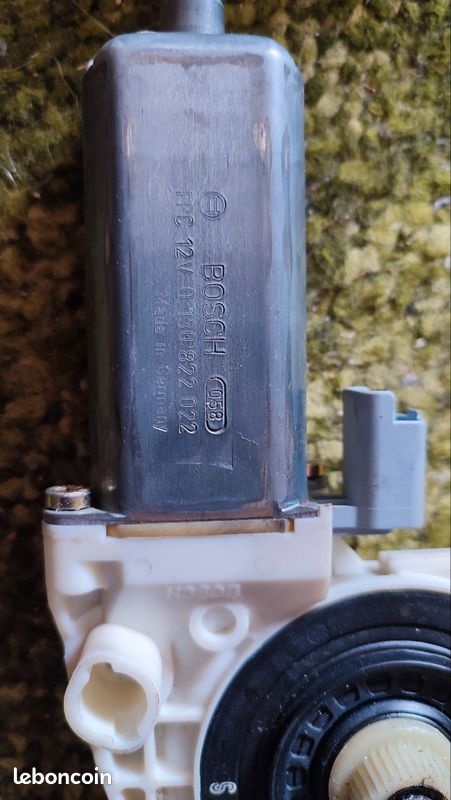 Moteur lève vitre avant gauche 307 HDi (image 2)