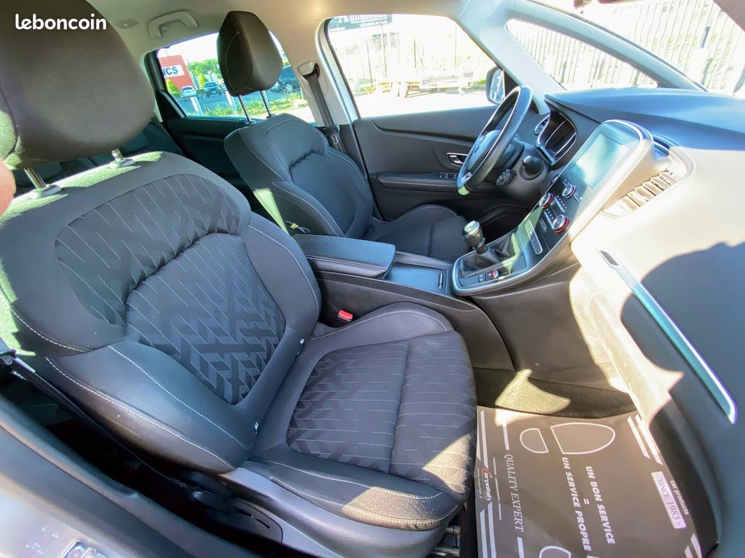 Renault Scénic IV / 1.7l Blue DCI 120 CH BVM 6 / Limited / 1er Main / Suivi Renault / Financement & Reprise Possible (image 12)