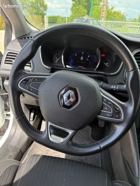 Renault MEGANE IV 1.5 BLUE DCI 115CH BUSINESS (image 7)