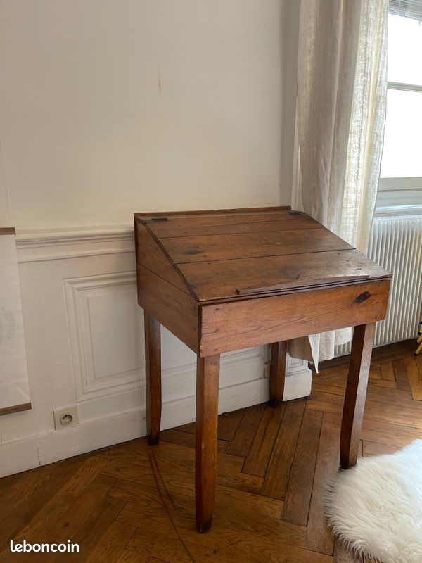 Bureau en bois vintage (image 2)
