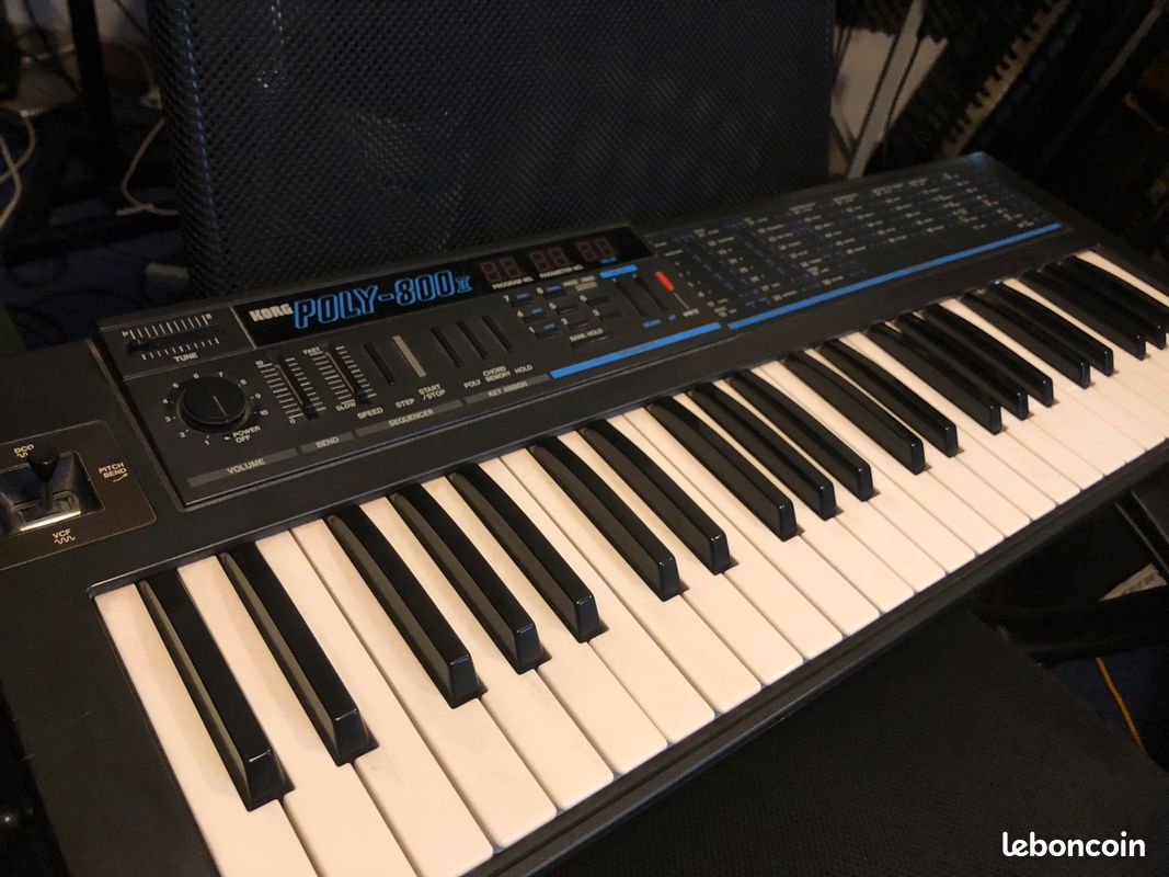 Vends POLY 800 MK 2 (image 1)