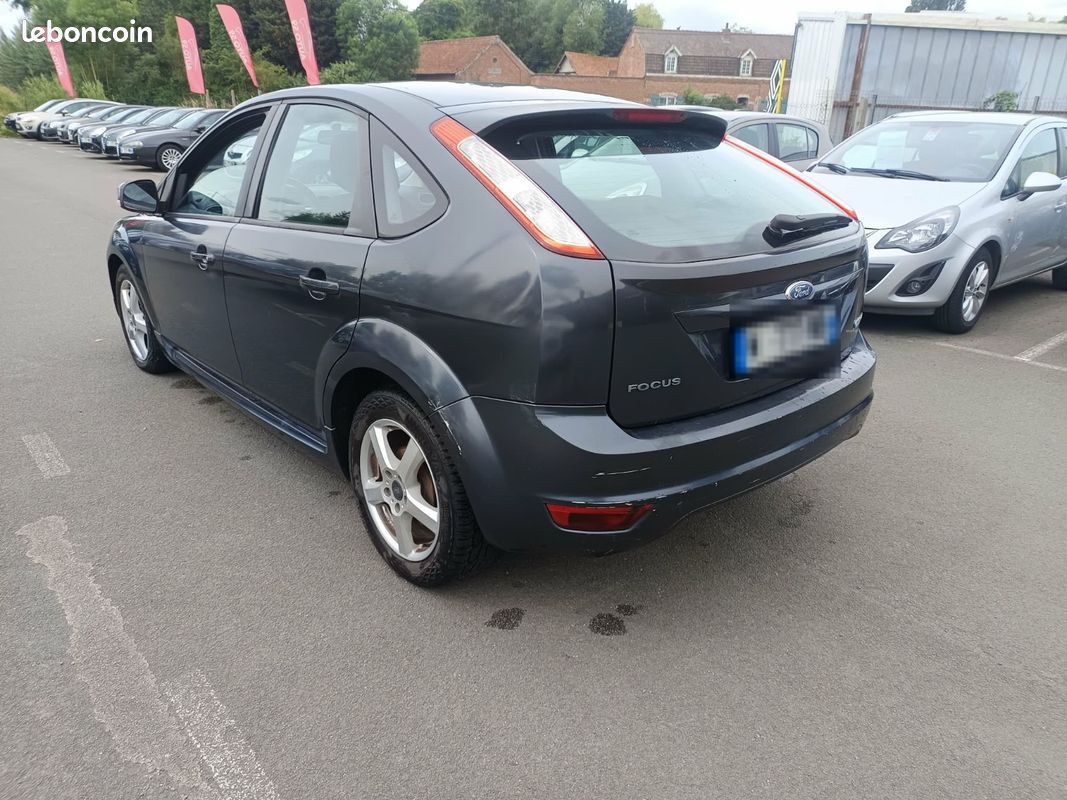 FORD Focus /1.6 TDCI 90CH/Garantie/4x sans frais (image 4)