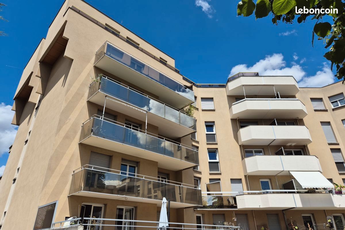 Appartement 5 pièces 98 m² · à Clermont-Ferrand · 98 m² · 229 000 €
