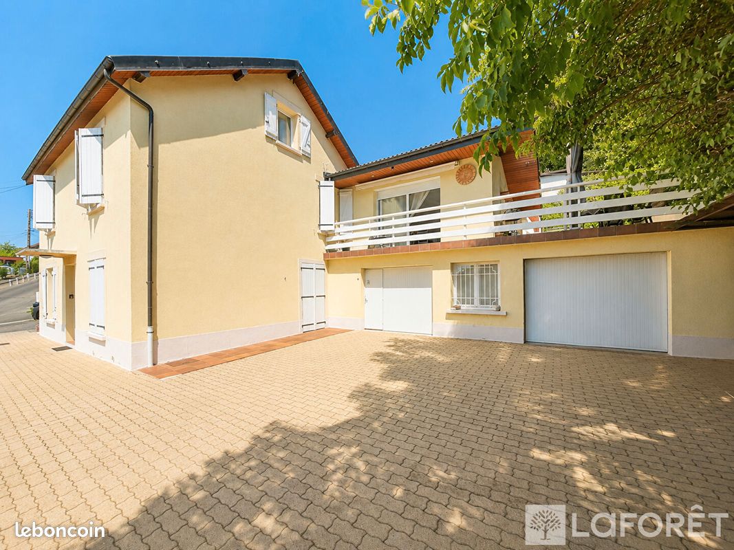 Maison 8 pièces 154 m² · à Seloncourt · 154 m² · 189 000 €
