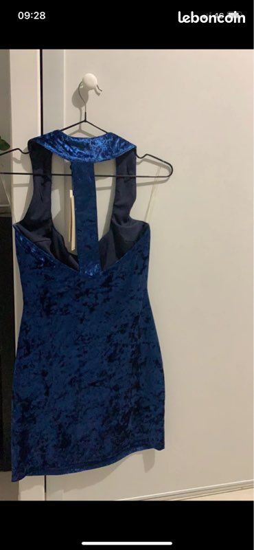 Robe en velours bleu ASOS (image 2)