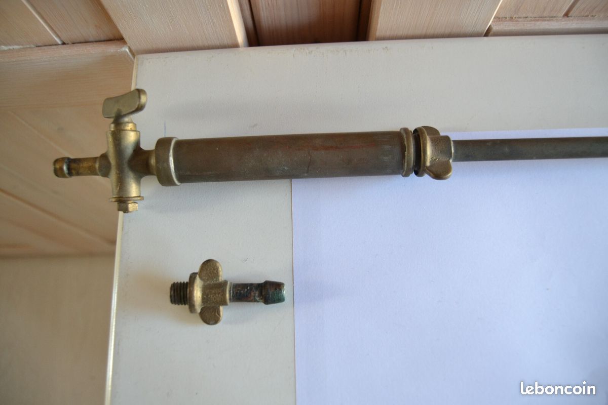 Pulvérisateur de sulfateuse cuivre lance arrosage ancien vintage Complète en très bon état démontable Fonctionnelle ou pour déco (image 2)