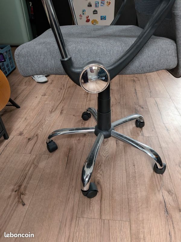 Chaise de bureau BUT (image 6)