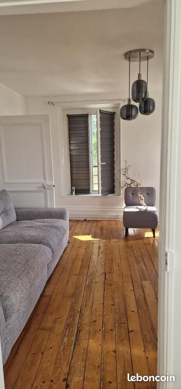 Appartement 2 pièces 55 m² · à Crécy-la-Chapelle · 55 m² · 854 €