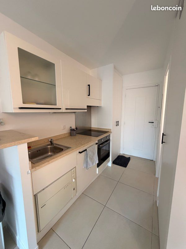 Studio cocooning à 200 m de la mer – Résidence avec piscine et parking privé (image 7)