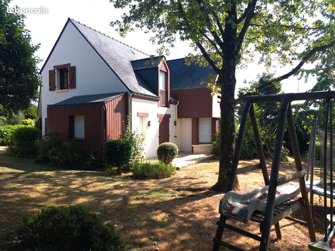 Maison 8 pièces 216 m² · à Pontivy · 216 m² · 338 000 €