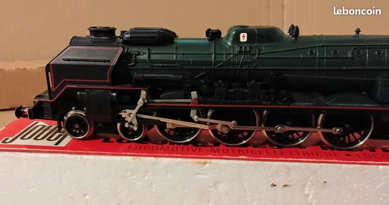 Hornby-Jouef : locomotive à vapeur Mountain 241 P SNCF