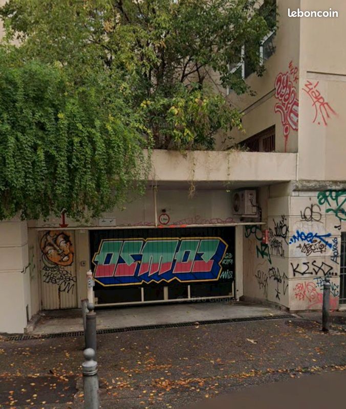 Parking 11 m² · à Marseille · 11 m² · 130 €