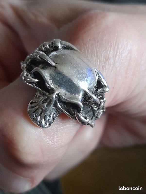 Bague tete de mort (image 1)