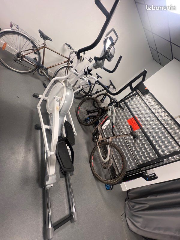 Vélo heliptique Skylon 10 (image 1)