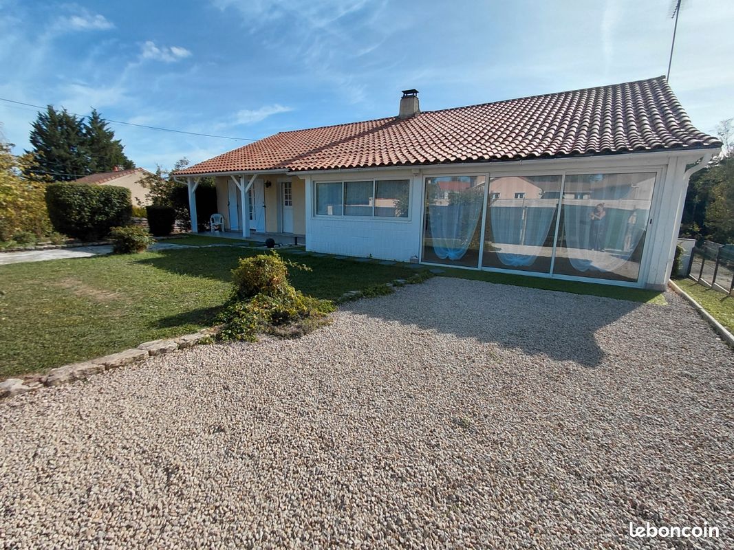 Maison 8 pièces 138 m² · à Poitiers · 138 m² · 329 000 €