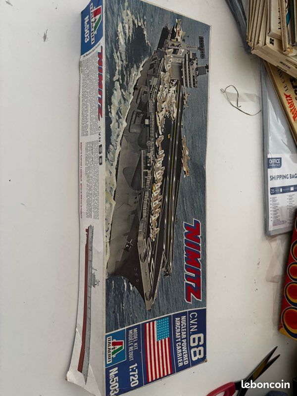 Italeri Maquette USS Nimitz – Porte-avions échelle 1/720, Kit Plastique à Monter Dès 14 Ans – Réf. 503
