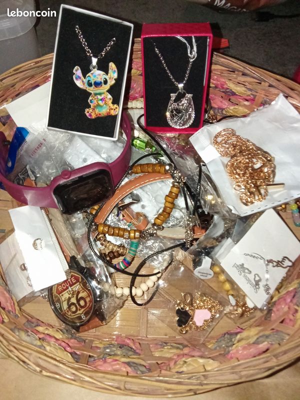 Lot De Bijoux Neufs Revendeur - Jamais Portés - Avec étiquettes Et Emballage D'origine