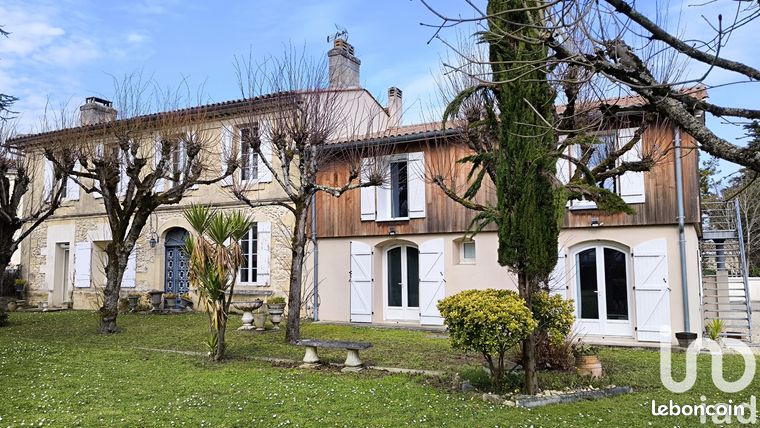 Propriété 11 pièces 279 m²