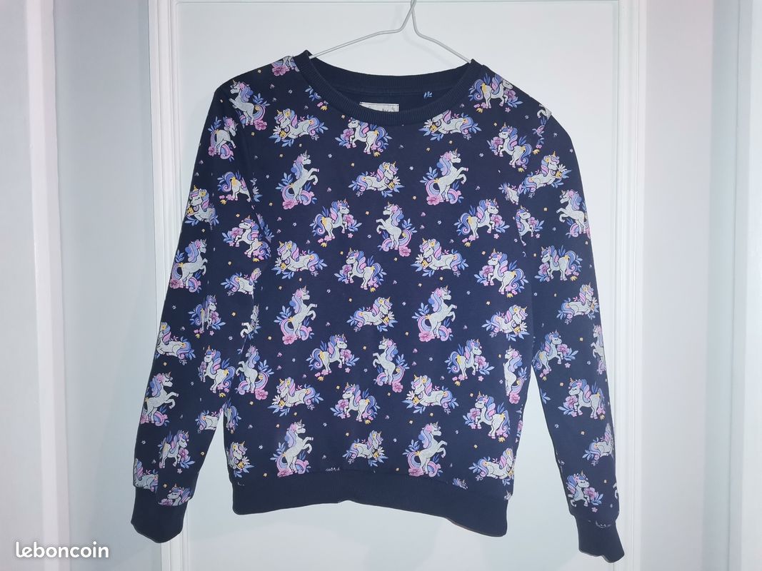 Pull / Sweat licorne - 10 ans (image 1)