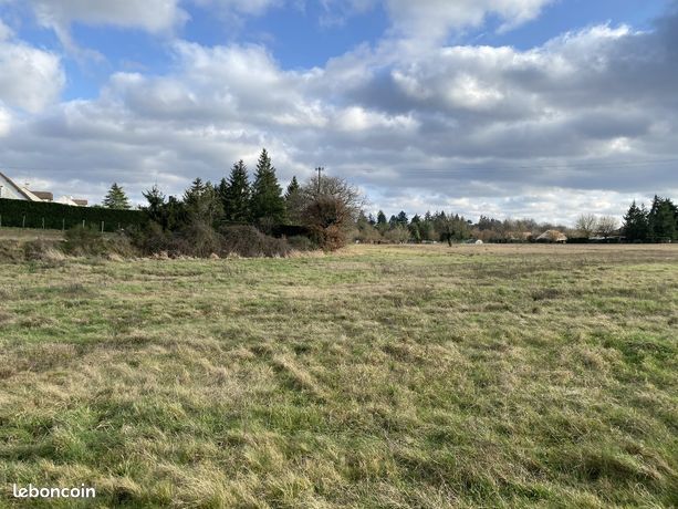 Terrain 761 m² TIGY