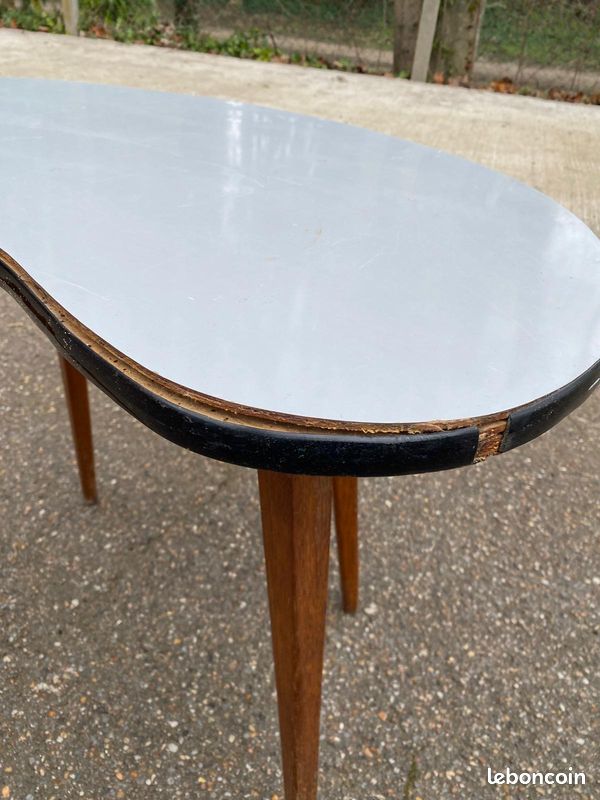 Table d'appoint scandinave haricot 1960 (image 3)
